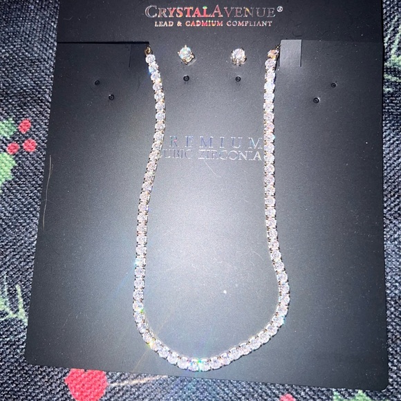 Premium Cubic Zirconia Necklace and Earrings - NWOT - Picture 4 of 12